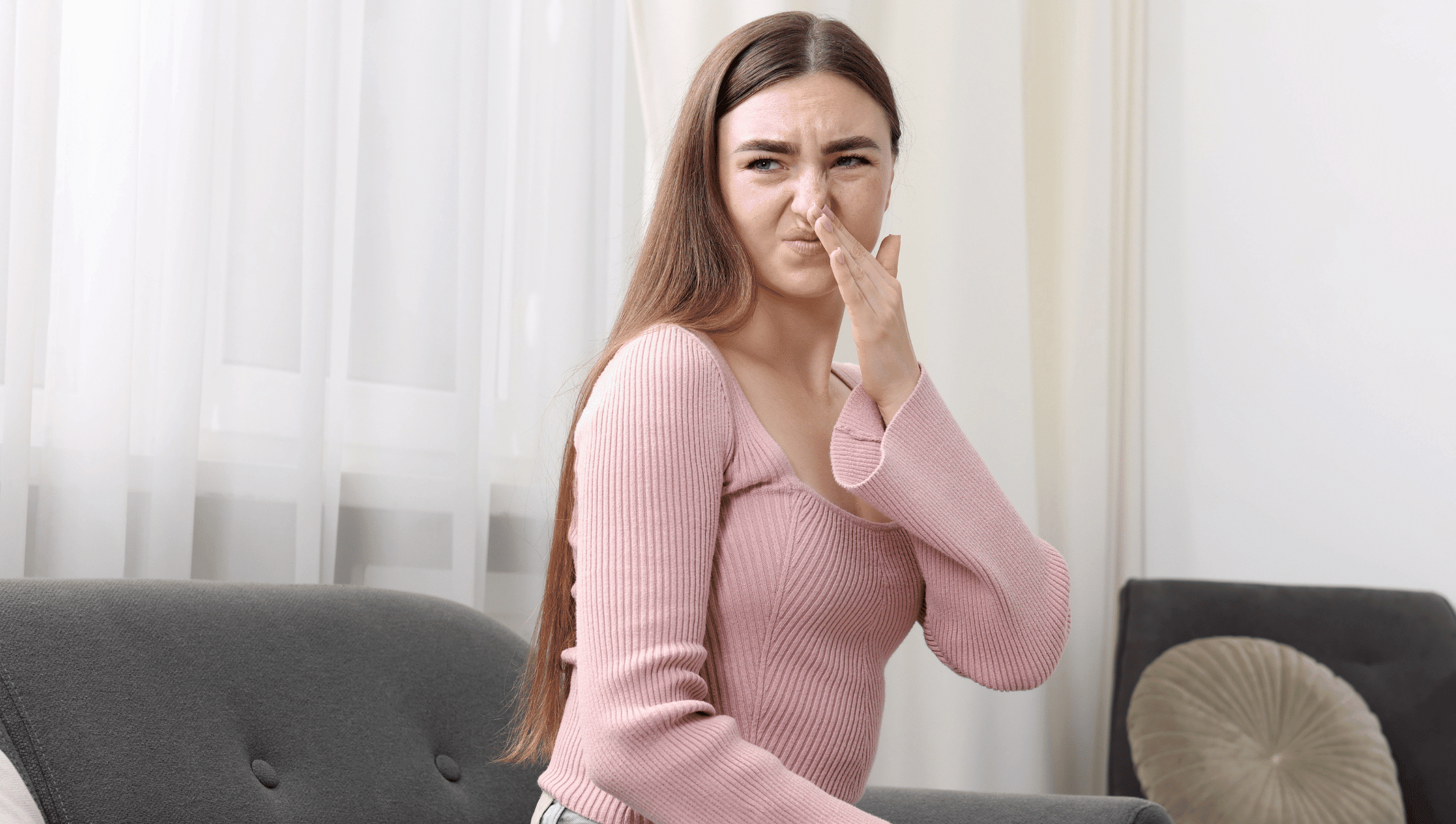 Comment enlever l’odeur de moisi d’un meuble en bois : le guide complet